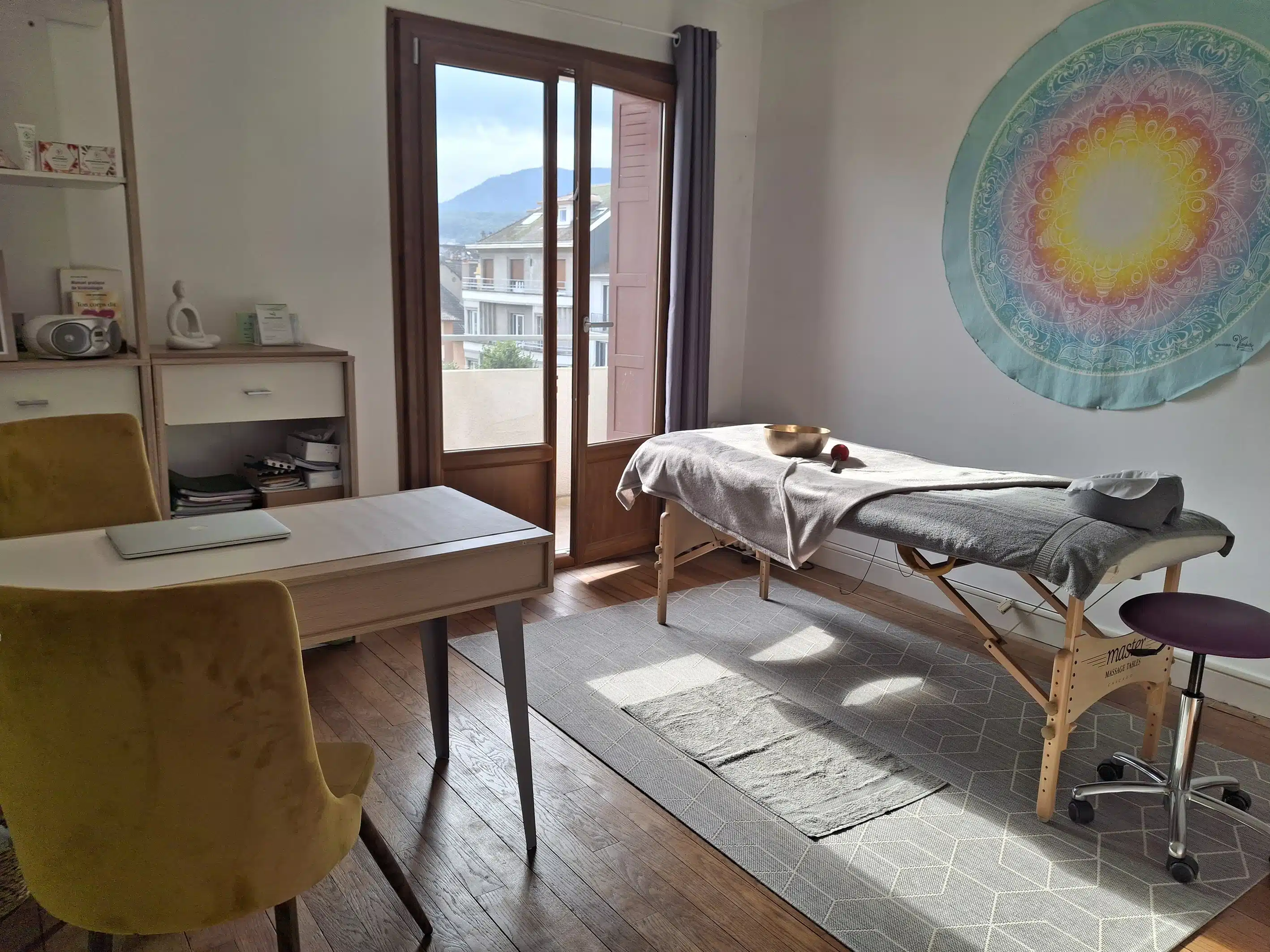 Photo numéro 3 de la galerie de Sandrine Grégoire : Masseur bien-être à Thonon-les-Bains. Prendre RDV