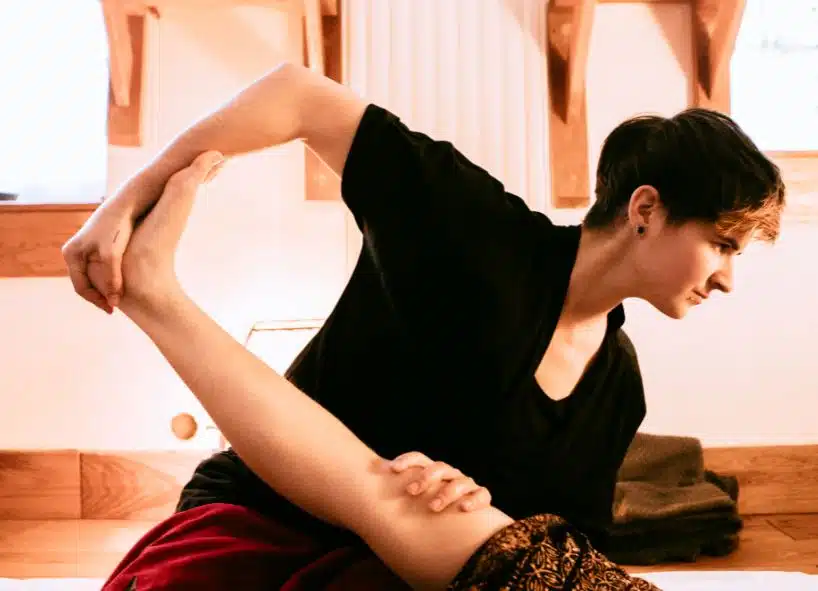 Photo numéro 9 de la galerie de Camelia Massages (Camille Bonneville) : Masseur bien-être à Saint-Jean-Froidmentel. Prendre RDV