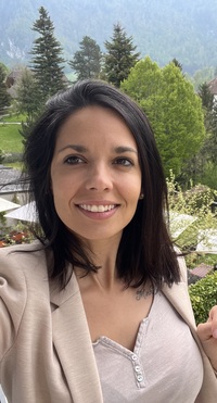  Julie   Dantas  ,   à Arenthon 