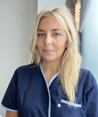  Gwenaële   Loubere-claverie  , Ostéopathe  à Lyon 